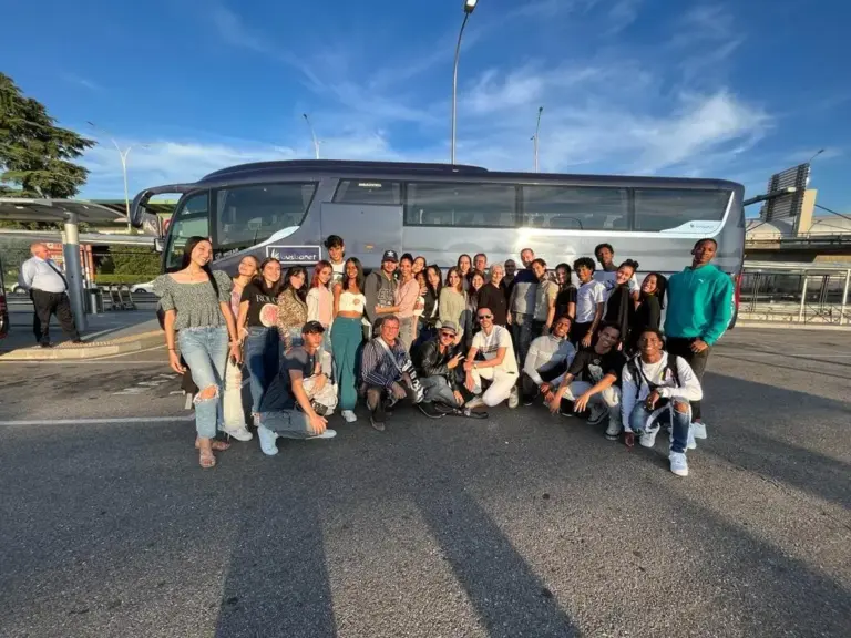 ventajas de alquilar autobuses para excursiones