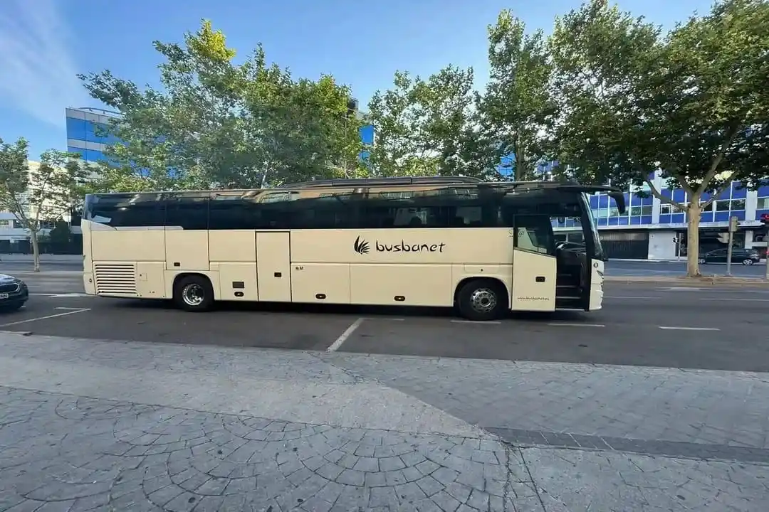 Cuántas plazas tiene un autobús