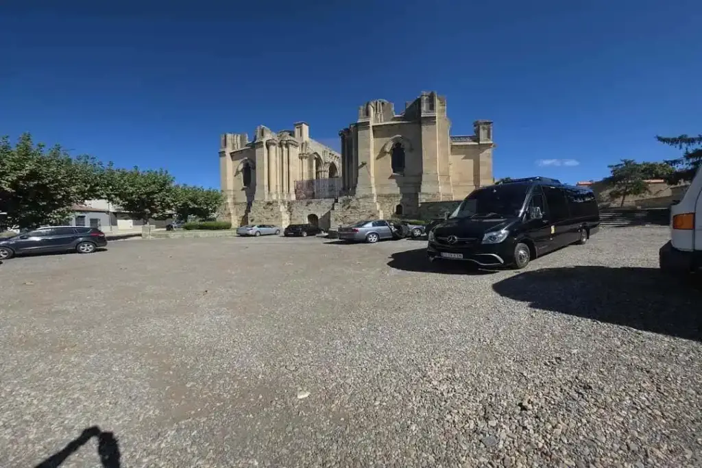 Cuánto cuesta alquilar un minibús con conductor