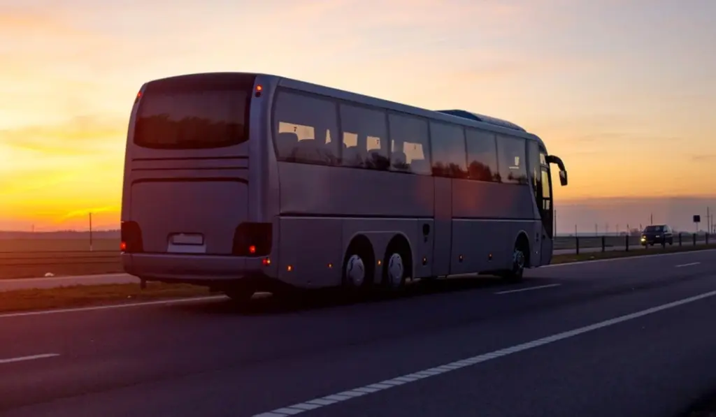 Ventajas de alquilar autobuses para eventos
