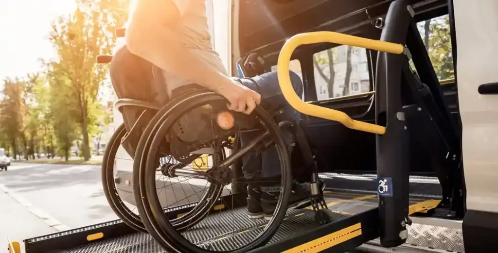 Qué son los autocares adaptados