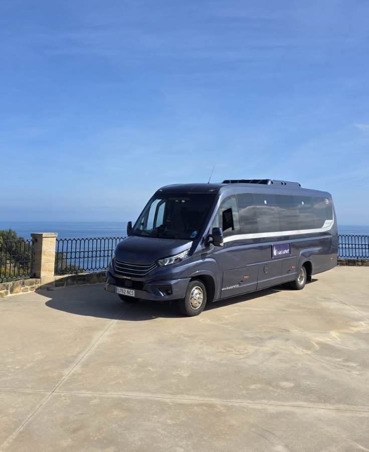 alquiler de autobuses con conductor para eventos