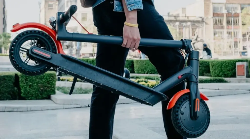 Cómo llevar patinete eléctrico en autobús