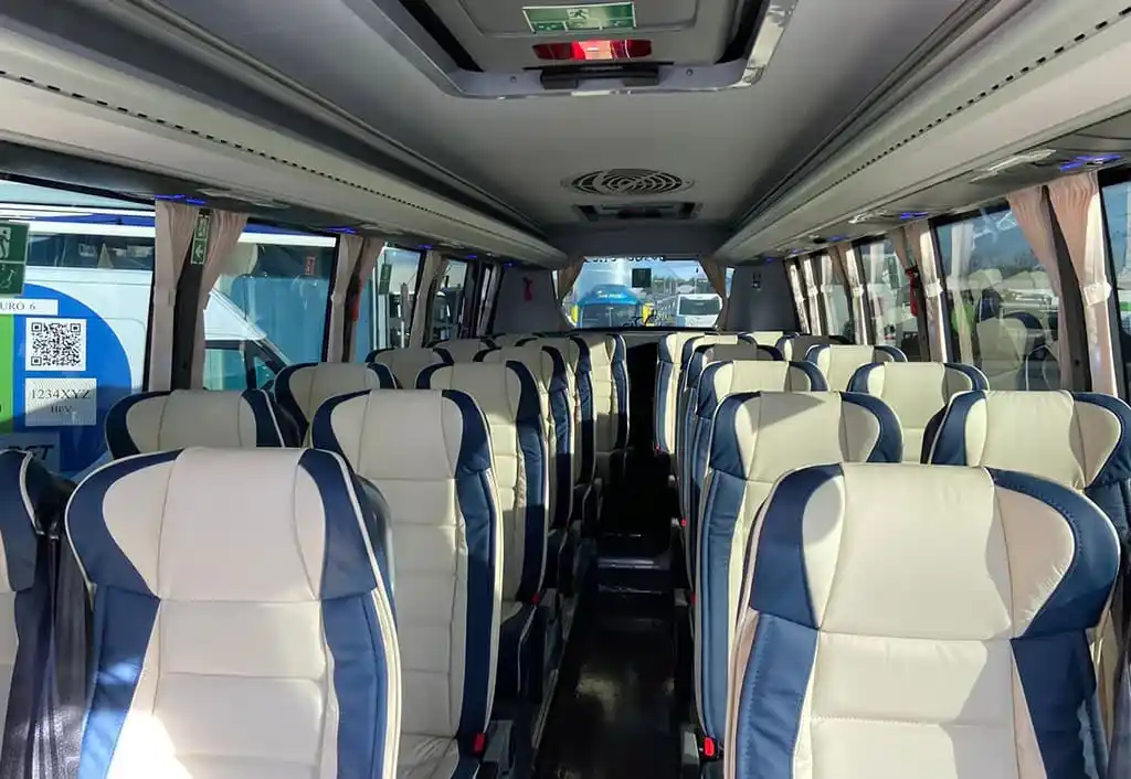 Alquiler de bus 24 plazas con conductor