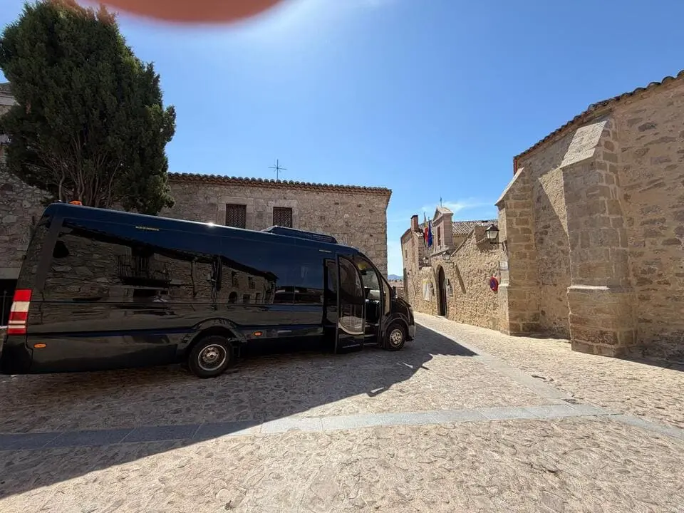 Precio alquiler minibús 12 plazas